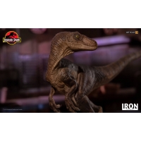 [Pre-Oder] Iron Studios - Crouching Velociraptor Art Scale 1/10 - Jurassic Park