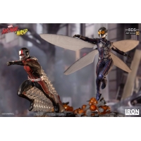 [Pre-Oder] Iron Studios - Marvel Comics - Tony Stark & Mark I Deluxe Art Scale 1/10