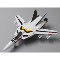 [Pre Order] Calibre Wings - 1/72 Macross VF-1S Valkyrie Skull Leader 1 (Limited Edition) Collectible Model 