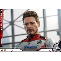 Hot Toys – MMS537 - Avengers: Endgame - 1/6th scale Tony Stark (Team Suit) Collectible Figure