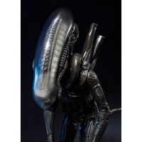 S.H.MonsterArts - Alien Big Chap