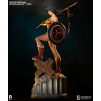 Sidewshow - Premium Format™ Figure - Wonder Woman