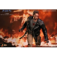 Hot Toys - Terminator - T-800 - Battle Damage Version