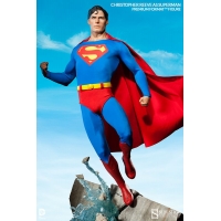 Sideshow - Premium Format™ Figure - Superman