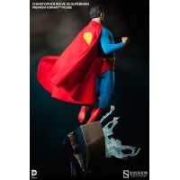 Sideshow - Premium Format™ Figure - Superman