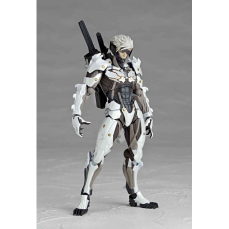 Revoltech - Yamaguchi No.140 EX METAL GEAR RISING REVENGEANCE: Raiden White Armor