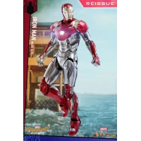 [Pre-Order] Hot Toys - MMS563 - Avengers: Endgame － 1:6 Captain America (2012 Version) Figure