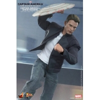 Hot Toys - Captain America & Steve Rogers Set