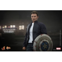 Hot Toys - Captain America & Steve Rogers Set