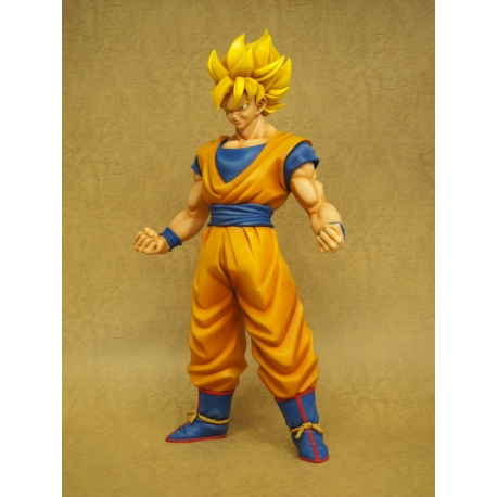 X-Plus - Gigantic Series - Dragon Ball Z - Son Goku (Super Saiyan)