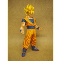 X-Plus - Gigantic Series - Dragon Ball Z - Son Goku (Super Saiyan)