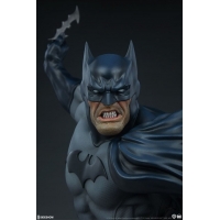 [Pre-Order] SIDESHOW COLLECTIBLES - BATMAN ON GARGOYLE PREMIUM FORMAT STATUE