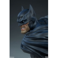 [Pre-Order] SIDESHOW COLLECTIBLES - BATMAN ON GARGOYLE PREMIUM FORMAT STATUE