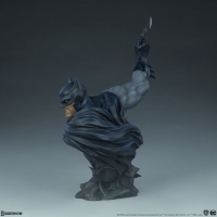 [Pre-Order] SIDESHOW COLLECTIBLES - BATMAN ON GARGOYLE PREMIUM FORMAT STATUE