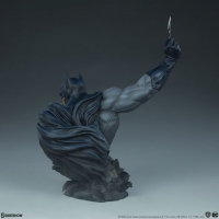 [Pre-Order] SIDESHOW COLLECTIBLES - BATMAN ON GARGOYLE PREMIUM FORMAT STATUE