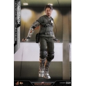 Hot Toys - MMS581 - Iron Man - 1/6th scale Tony Stark (Mech Test Version) Collectible Figure