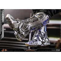 [Pre-Order] Hot Toys - MMS582 - Iron Man - 1/6th scale Tony Stark (Mech Test Version) Collectible Figure (Deluxe Version)