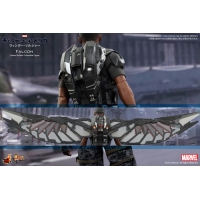 Hot Toys - CAWS - Falcon