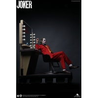 [Pre-Order] QUEEN STUDIOS 1:3 JOKER PHOENIX STATUE Premium Edition (Sculpted Hair with Hollywood Mirror Scene)