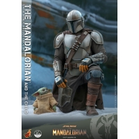 [Pre-Order] Hot Toys -  QS016 - Star Wars™ The Mandalorian™ - 1/4th scale The Mandalorian & The Child Collectible Set