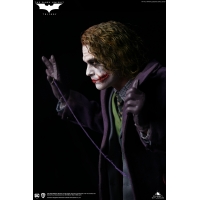 [Pre-Order] QUEEN STUDIOS - THE DARK KNIGHT HEATH LEDGER JOKER 1/4 STATUE (Standard Edition)