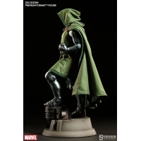 Sideshow - Premium Format™ Figure - Doctor Doom