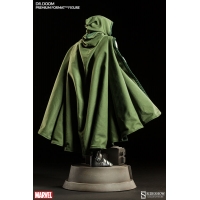 Sideshow - Premium Format™ Figure - Doctor Doom