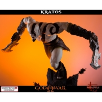 Gaming Heads - God of War - Lunging Kratos Statue