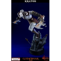 Gaming Heads - God of War - Lunging Kratos Statue