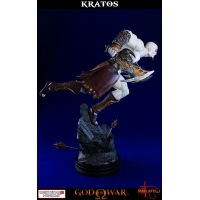 Gaming Heads - God of War - Lunging Kratos Statue