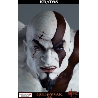 Gaming Heads - God of War - Lunging Kratos Statue