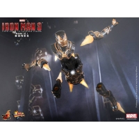 Hot Toys - Iron Man 3 -  Bones (Mark XLI)