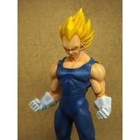 X-Plus - Gigantic Series - Dragon Ball Z Vegeta (Super Saiyan)