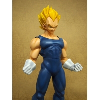 X-Plus - Gigantic Series - Dragon Ball Z Vegeta (Super Saiyan)