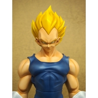 X-Plus - Gigantic Series - Dragon Ball Z Vegeta (Super Saiyan)