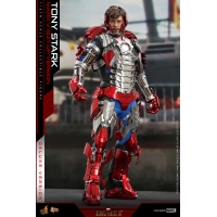 [Pre-Order]  Hot Toys - MMS599 - Iron Man 2 - 1/6th scale Tony Stark (Mark V Suit up Version) Collectible Figure 