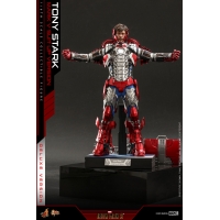 [Pre-Order]  Hot Toys - MMS599 - Iron Man 2 - 1/6th scale Tony Stark (Mark V Suit up Version) Collectible Figure 