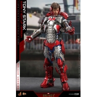 [Pre-Order]  Hot Toys - MMS599 - Iron Man 2 - 1/6th scale Tony Stark (Mark V Suit up Version) Collectible Figure 