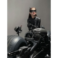 Queen Studios - Catwoman  1/3 scale