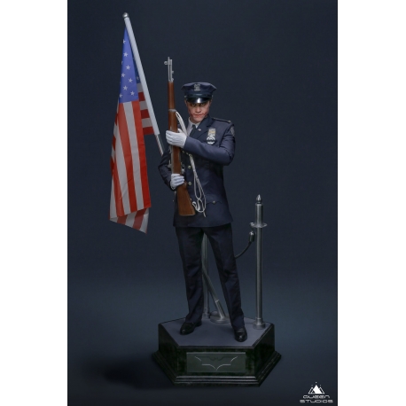  Queen Studios -  Joker 1/3 Statue (Police Uniform)