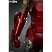 Queen Studios -  Iron Man Mark 7 1/1 Life-Size Statue