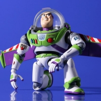 Revoltech Tokusatsu - No.011 - TOY STORY - Buzz Lightyear