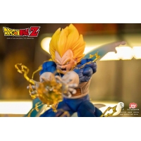 Ryu Studio - Dragon Ball Z - Vegeta final flash