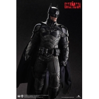 Queen Studios -THE BATMAN 1/3 SCALE STATUE (Deluxe Edition)