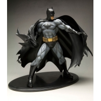 Kotobukiya - ARTFX Statue - DC Comic Batman Black Costume