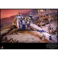 [Pre-Order] Hot Toys - TMS077 - SW: The Clone Wars - 1/6th scale Heavy Weapons Clone Trooper and BARC Speeder with Sidecar Set