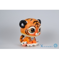 XHANDS - Chibi Pet Series Tiger Statue by Xue Wa Wa 