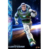 [Pre-Order] Hot Toys - MMS634 - Lightyear - 1/6th scale Space Ranger Alpha Buzz Lightyear Collectible Figure