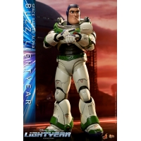 [Pre-Order] Hot Toys - MMS634 - Lightyear - 1/6th scale Space Ranger Alpha Buzz Lightyear Collectible Figure