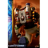 [Pre-Order] Hot Toys - MMS634 - Lightyear - 1/6th scale Space Ranger Alpha Buzz Lightyear Collectible Figure